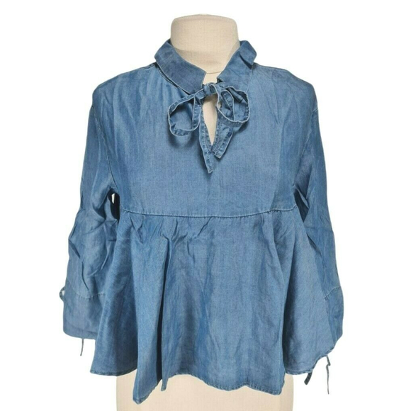 MEBON Blue Chambray Ruffle Top 3/4 Bell Sleeve Women Junior Size L Collared NCK - Picture 1 of 6